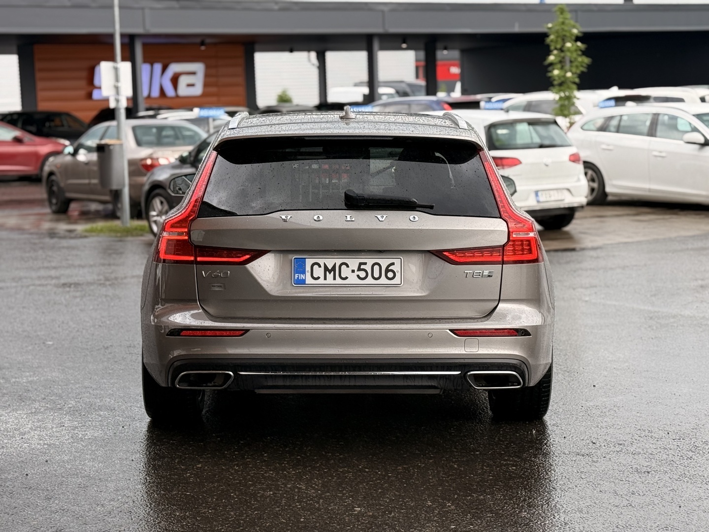 VOLVO V60 2019
