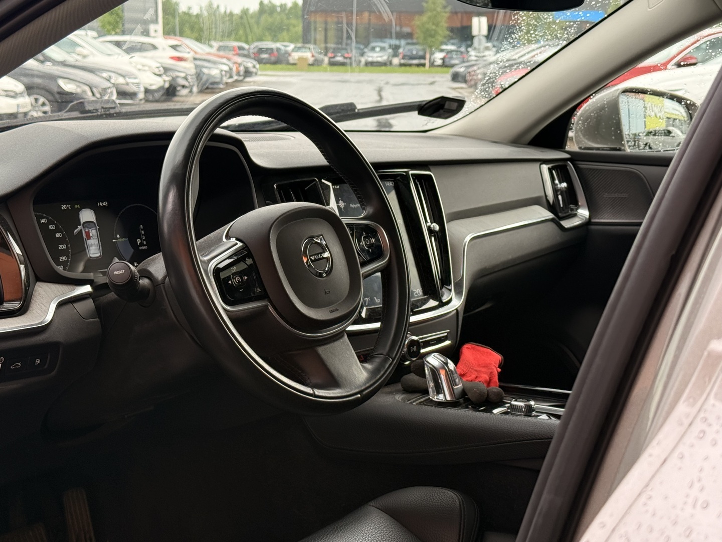 VOLVO V60 2019