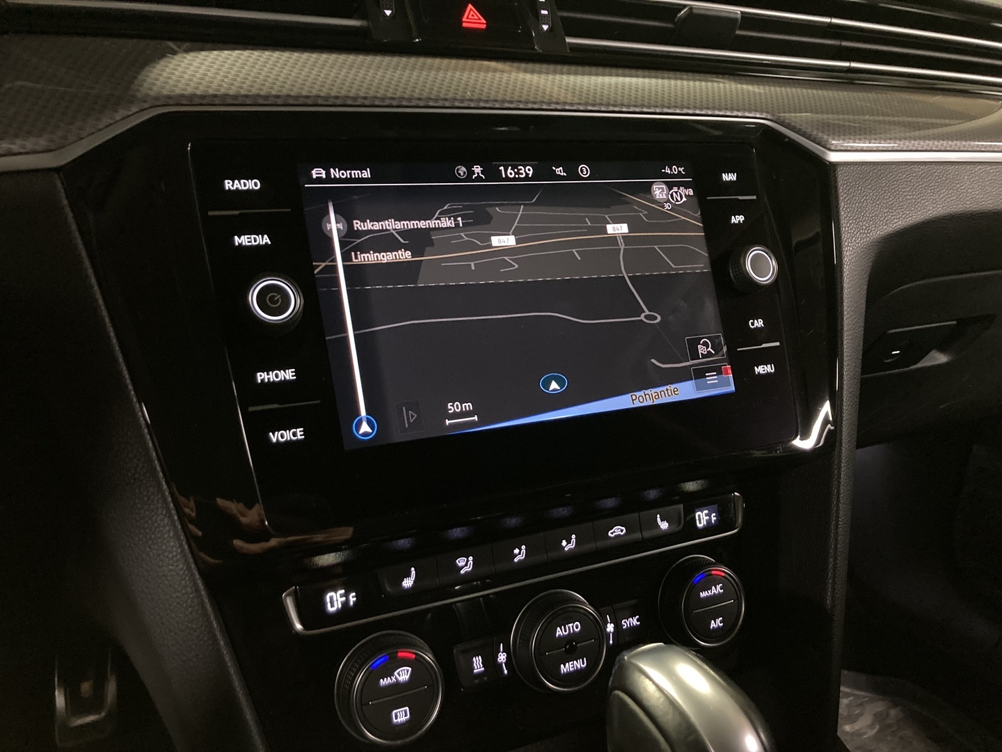 VOLKSWAGEN Passat 2020