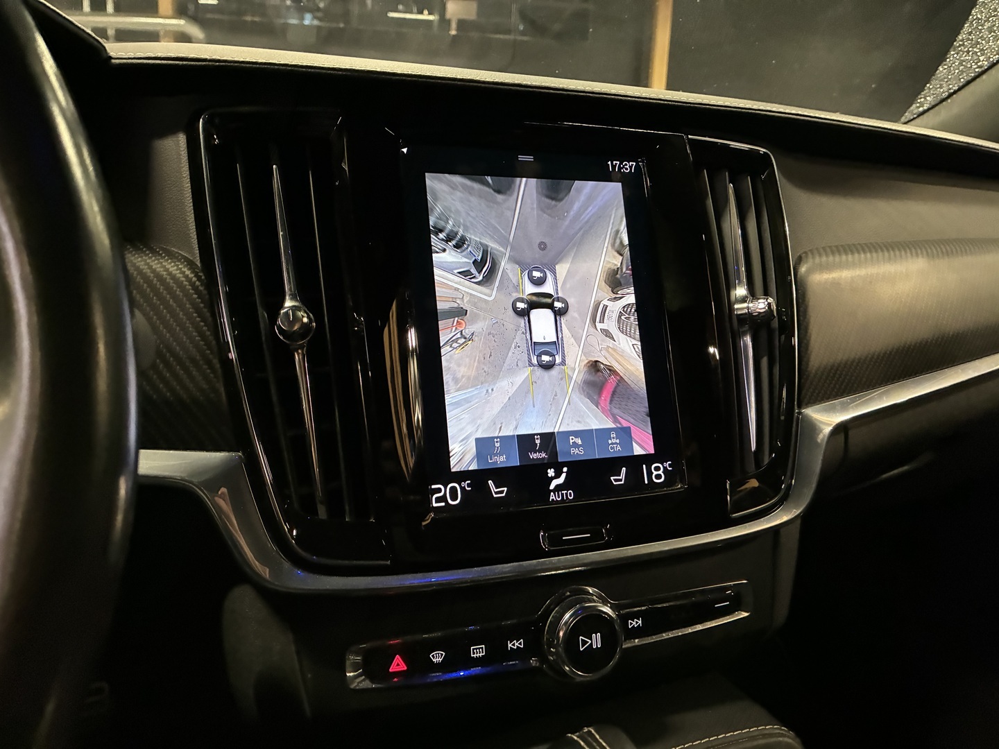 VOLVO S90 2020