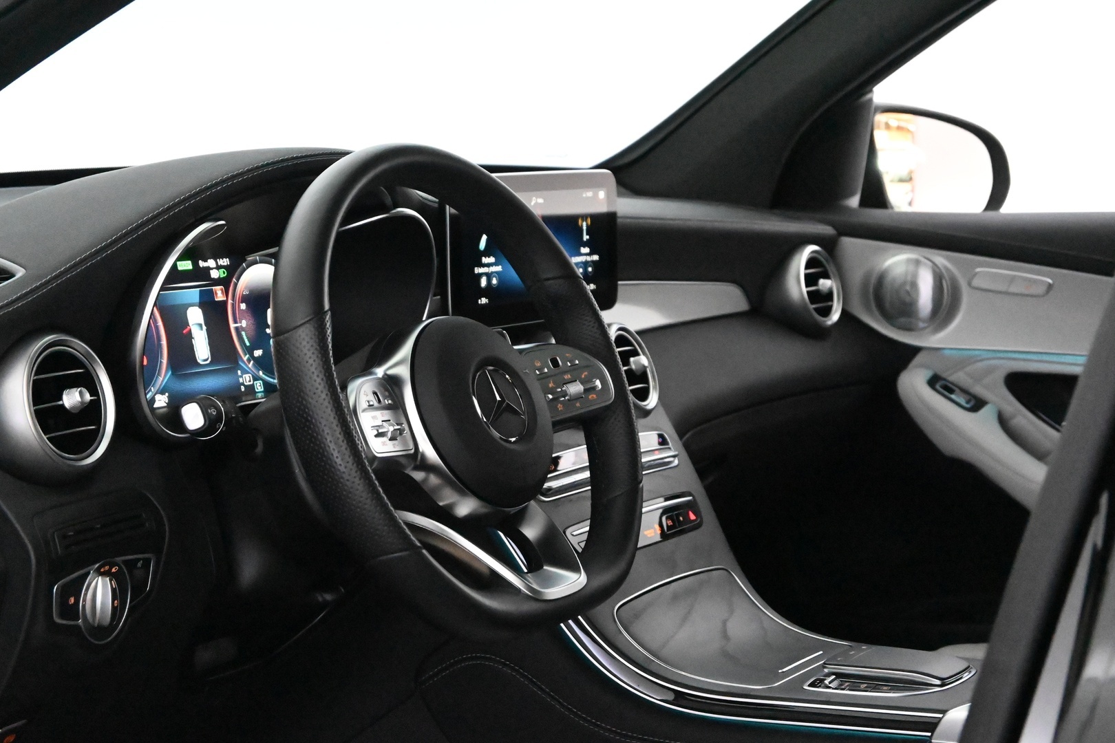 MERCEDES-BENZ GLC 2020