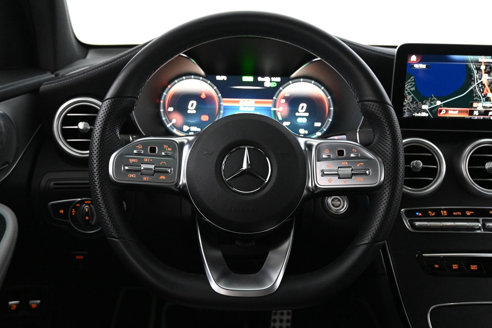 MERCEDES-BENZ GLC 2020