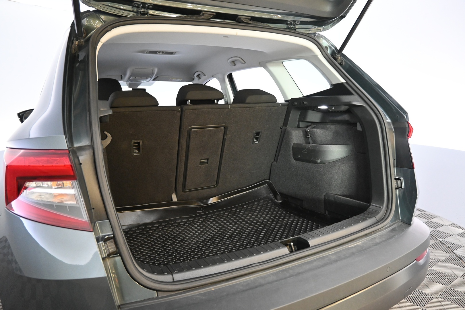 SKODA Karoq 2021