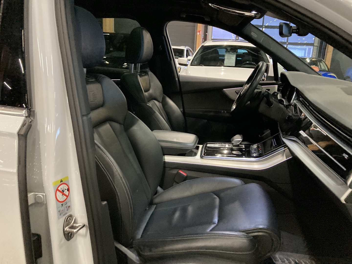 AUDI Q7 2021