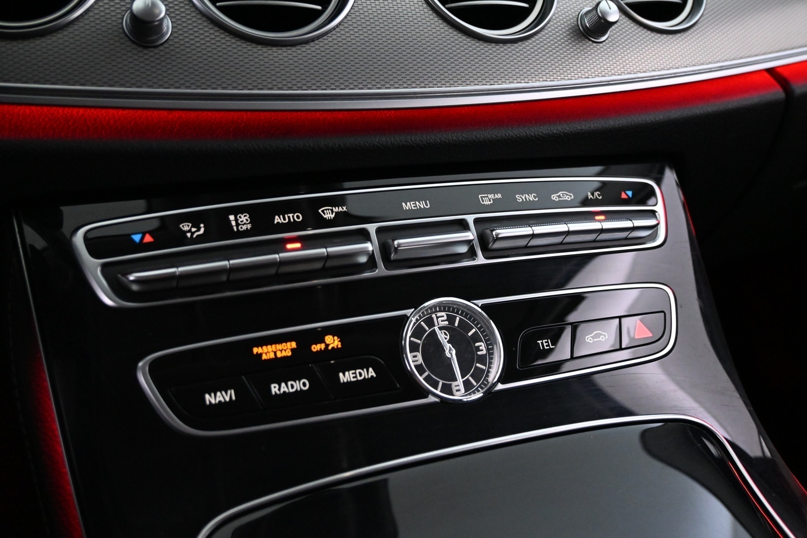 MERCEDES-BENZ E 2018