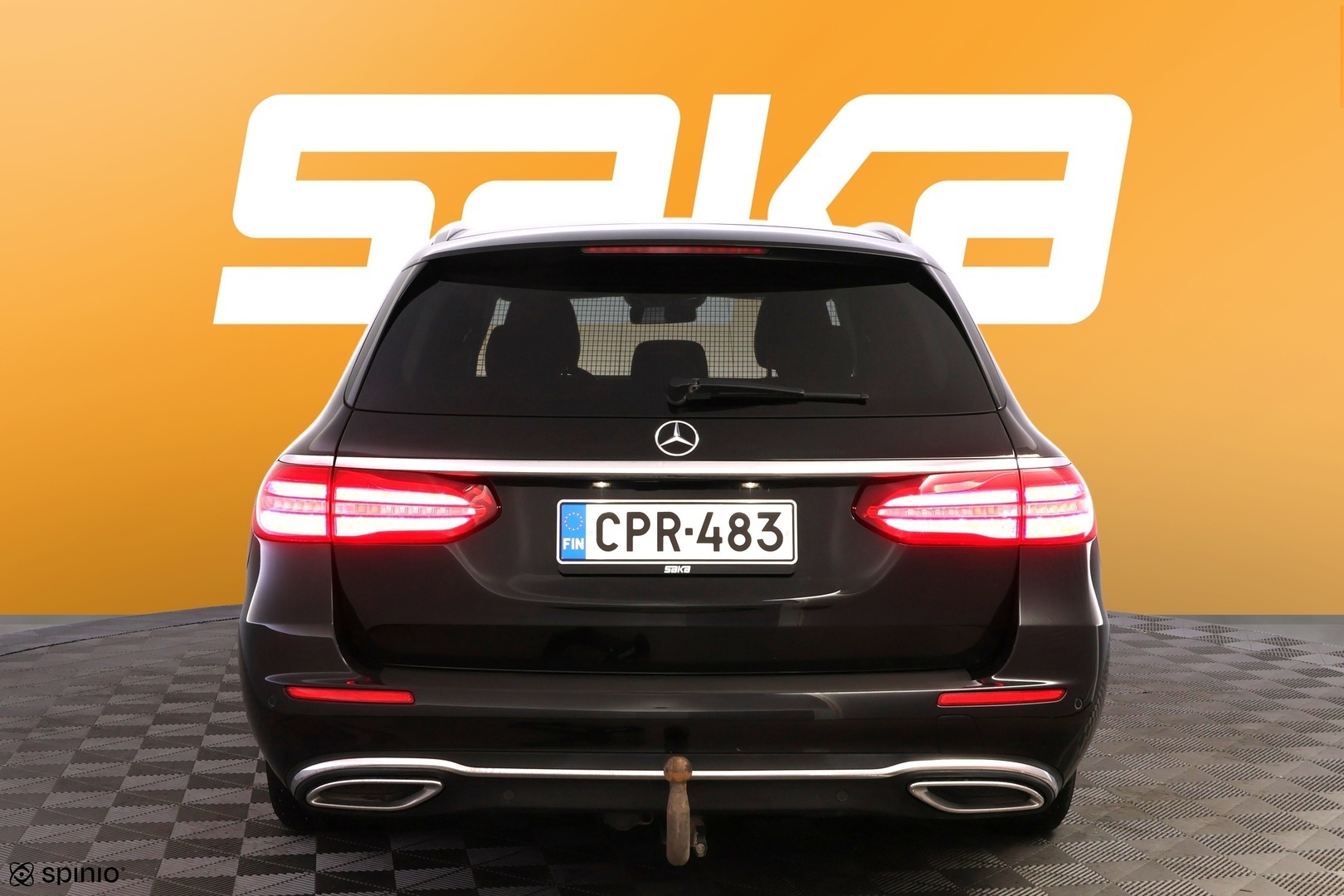 MERCEDES-BENZ E 2018