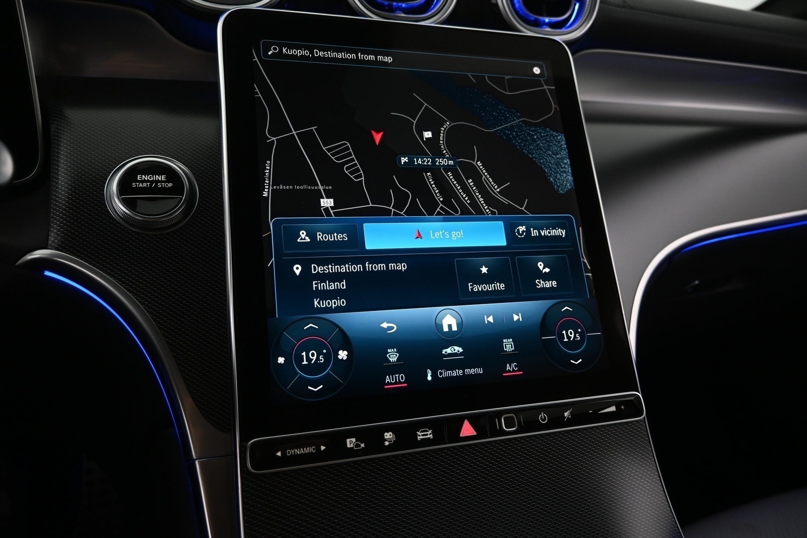 MERCEDES-BENZ GLC 2023