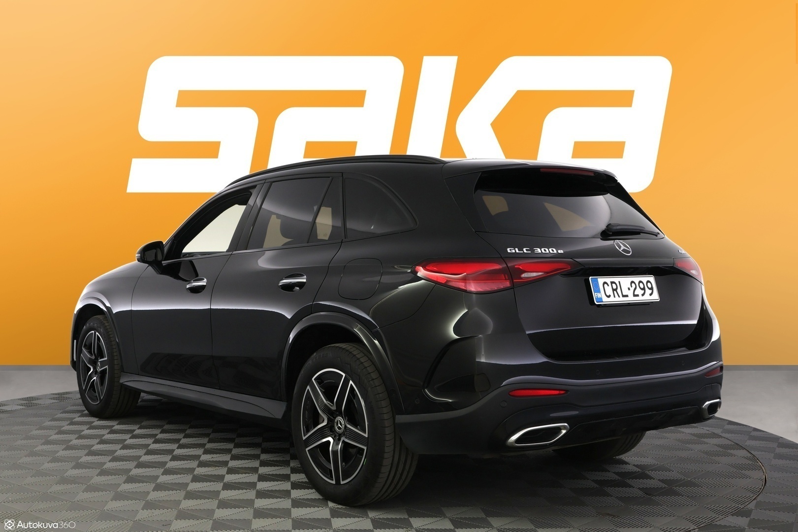 MERCEDES-BENZ GLC 2023