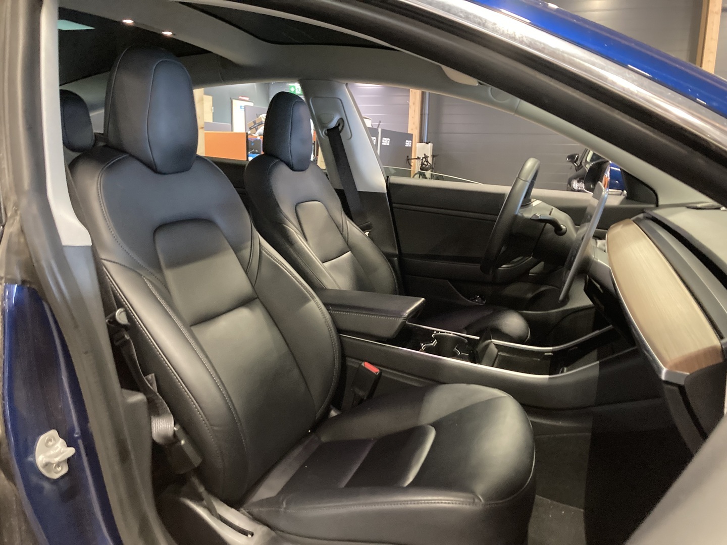 TESLA Model 3 2020