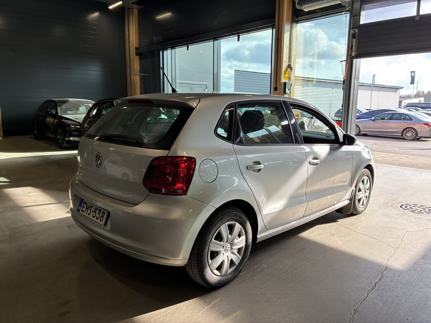 VOLKSWAGEN Polo 2014