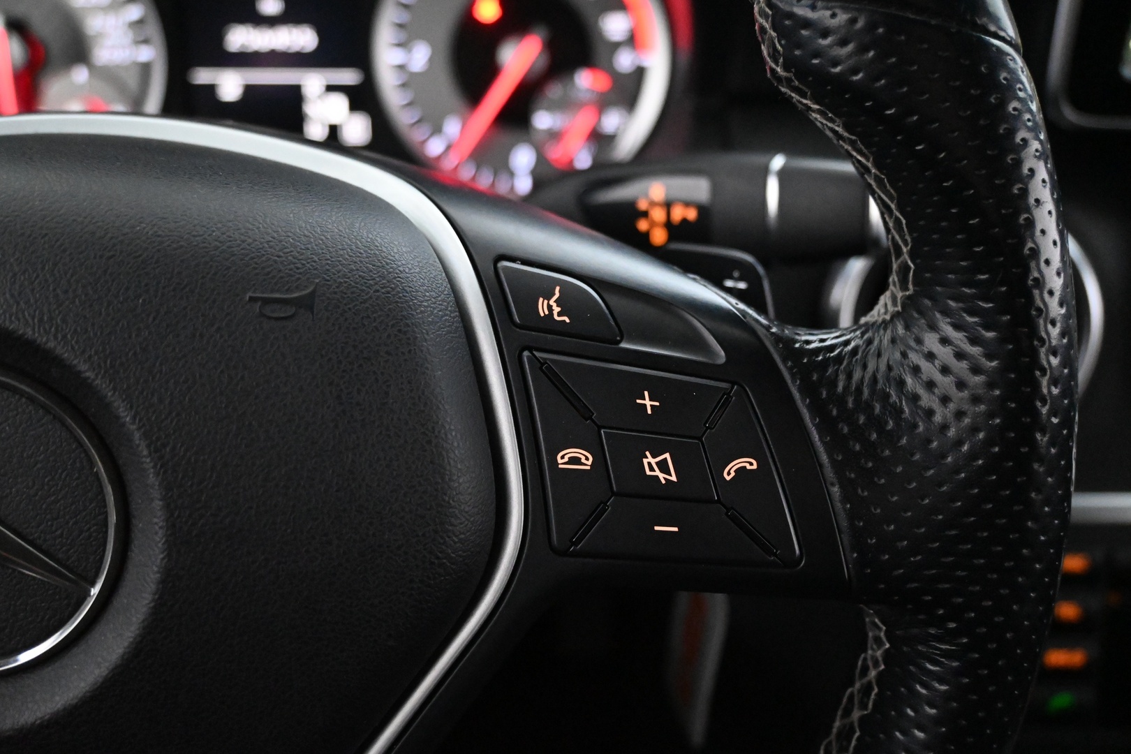 MERCEDES-BENZ A 2013