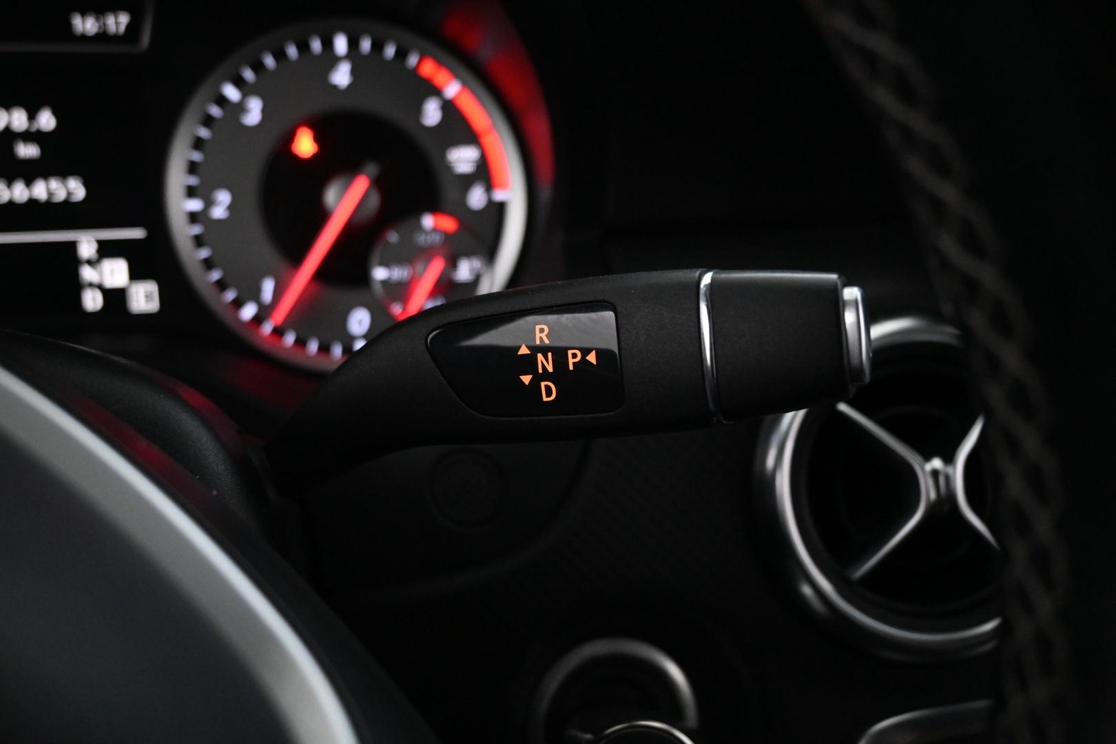 MERCEDES-BENZ A 2013