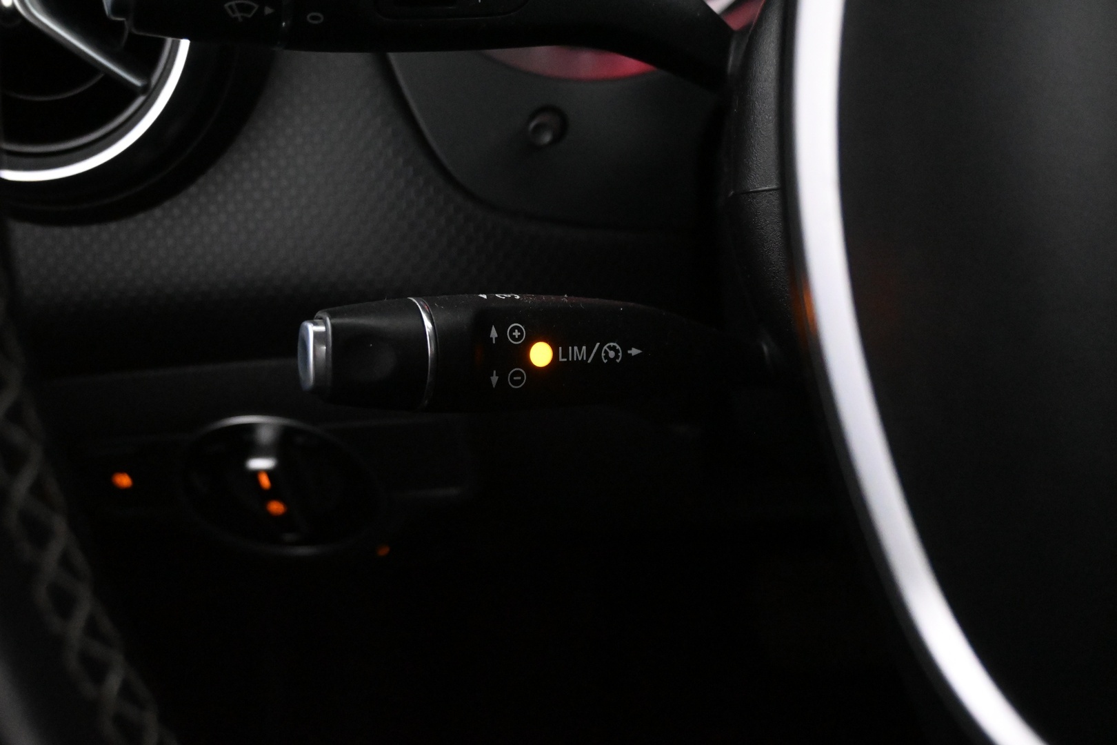 MERCEDES-BENZ A 2013