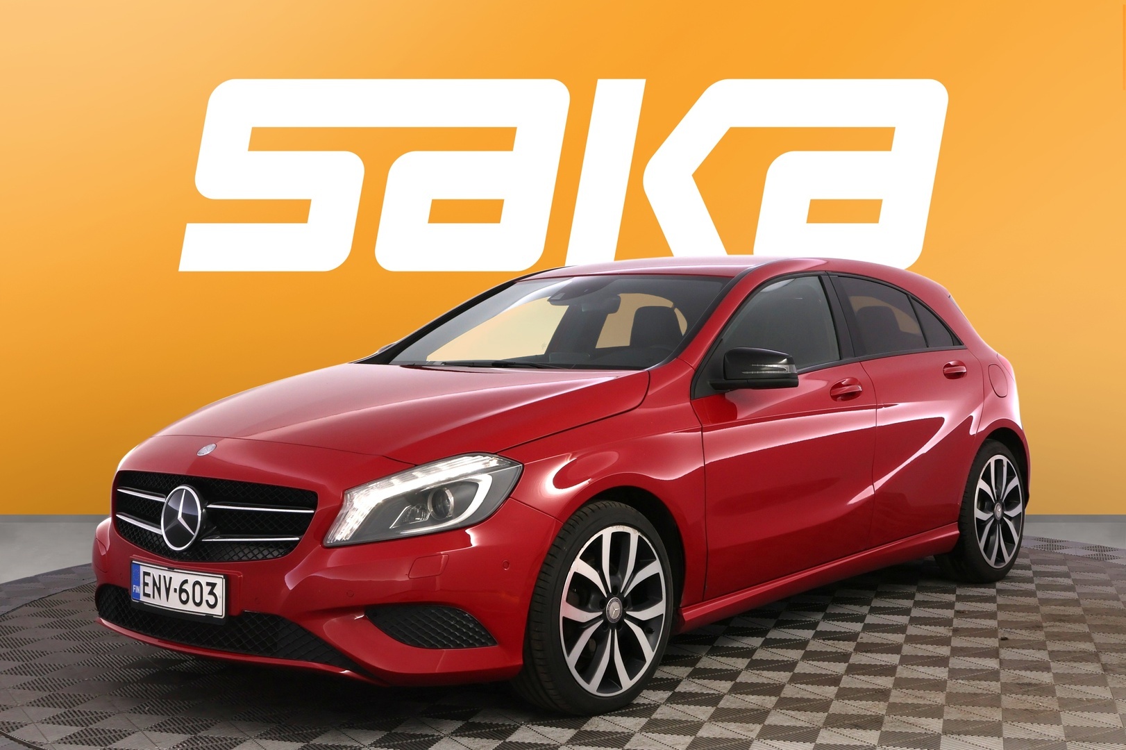 MERCEDES-BENZ A 2013