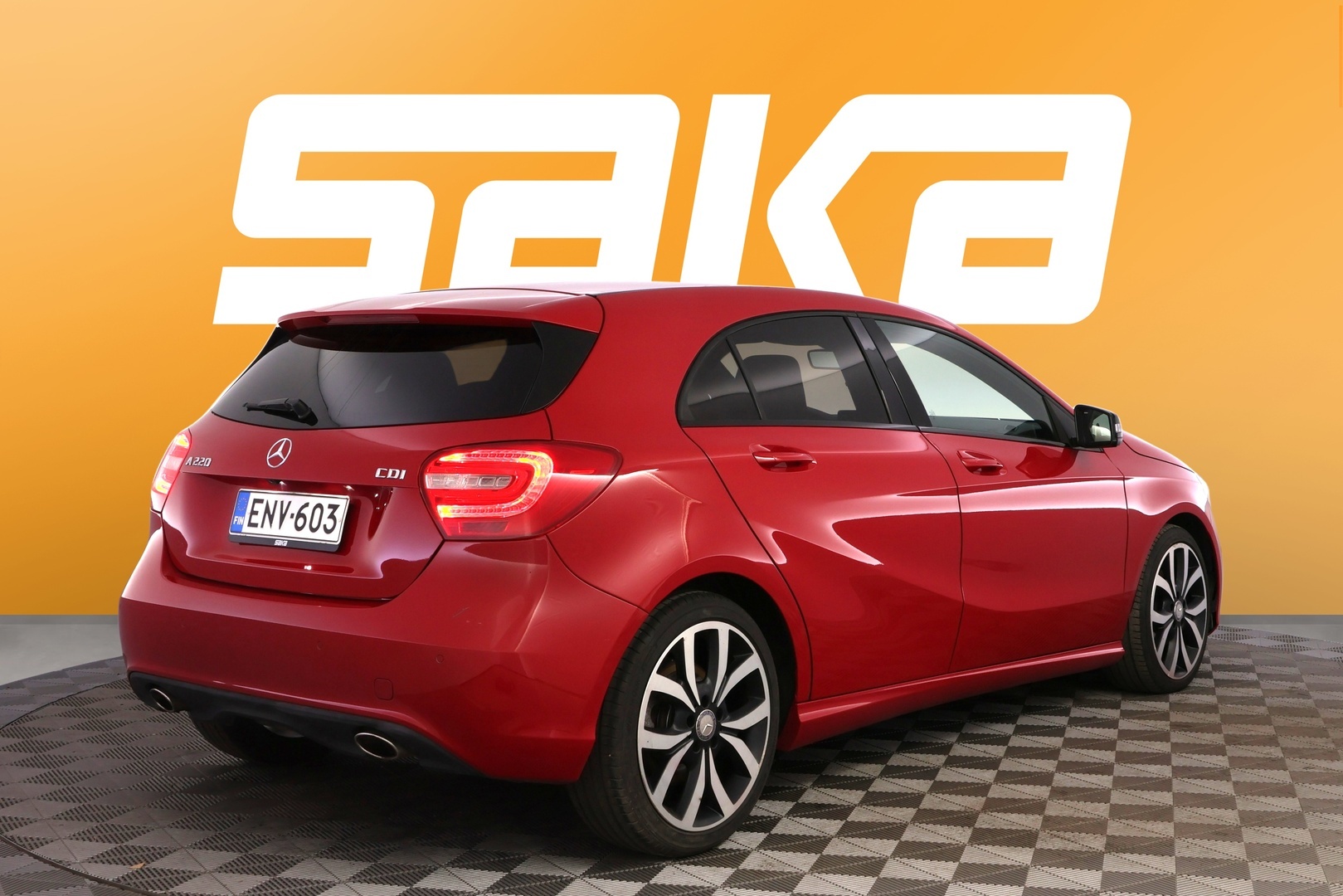 MERCEDES-BENZ A 2013