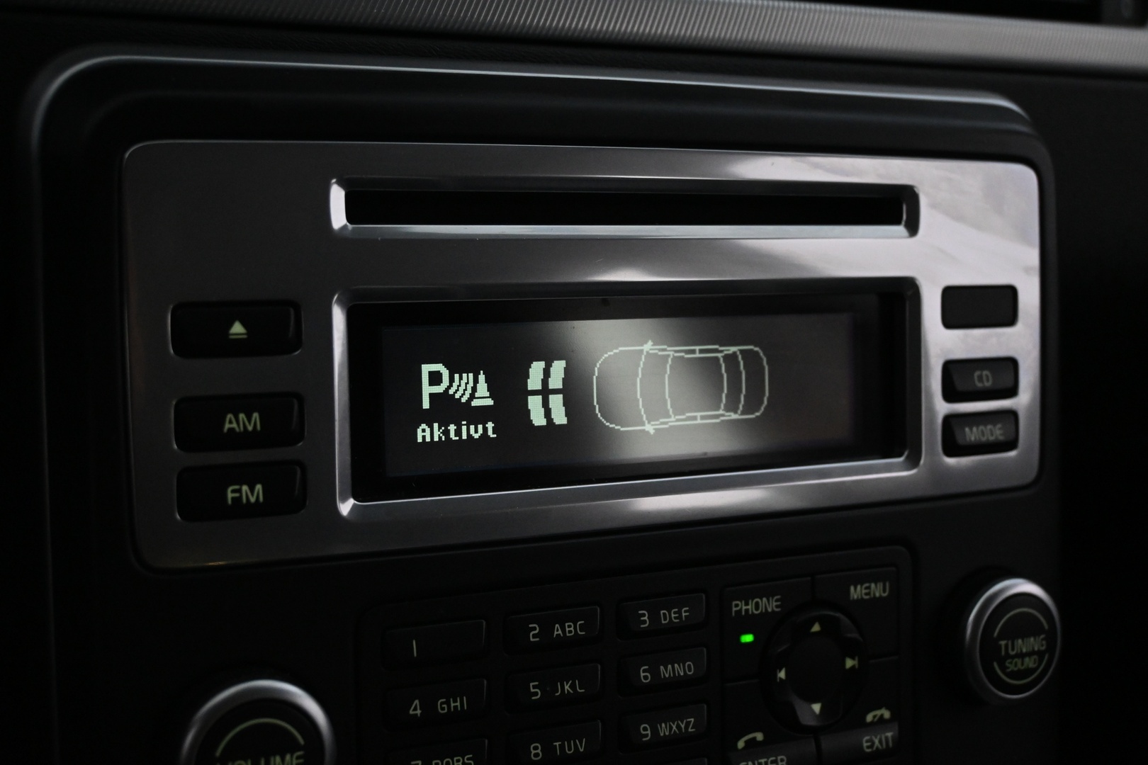 VOLVO V70 2011