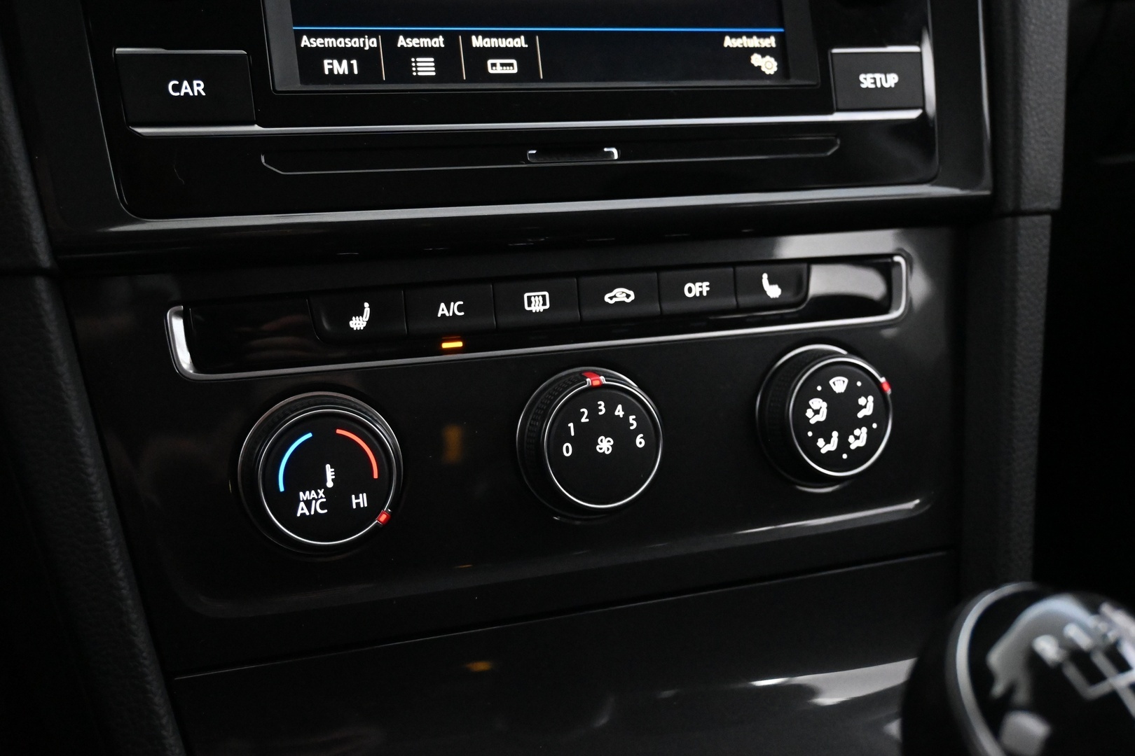 VOLKSWAGEN Golf 2017