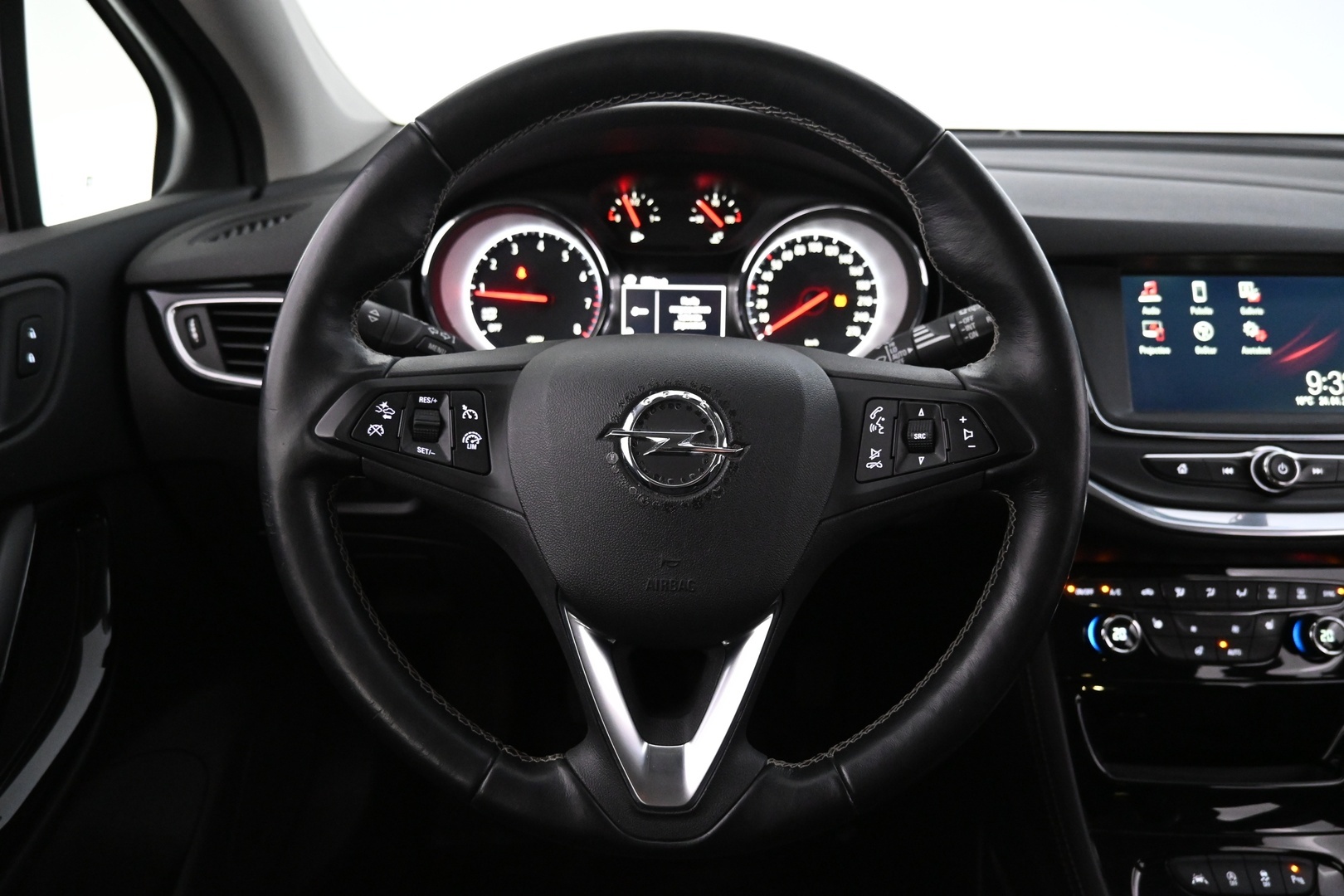 OPEL Astra 2018