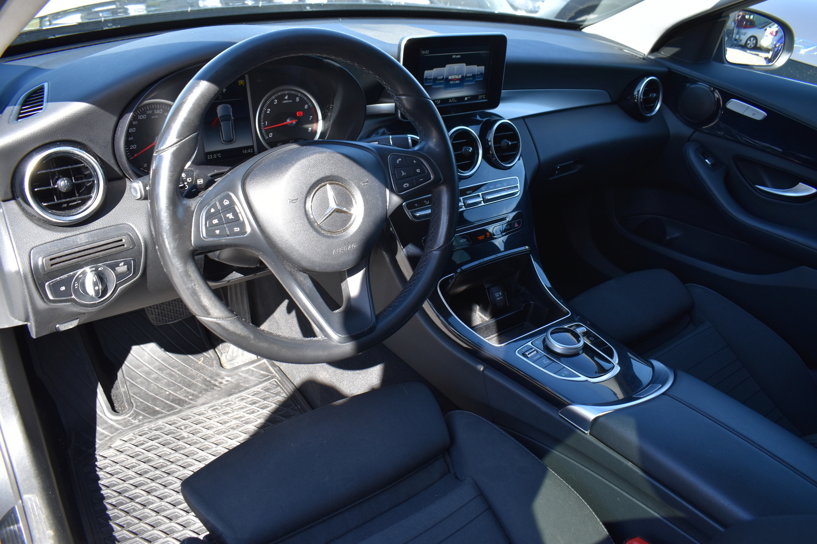 MERCEDES-BENZ C 2018