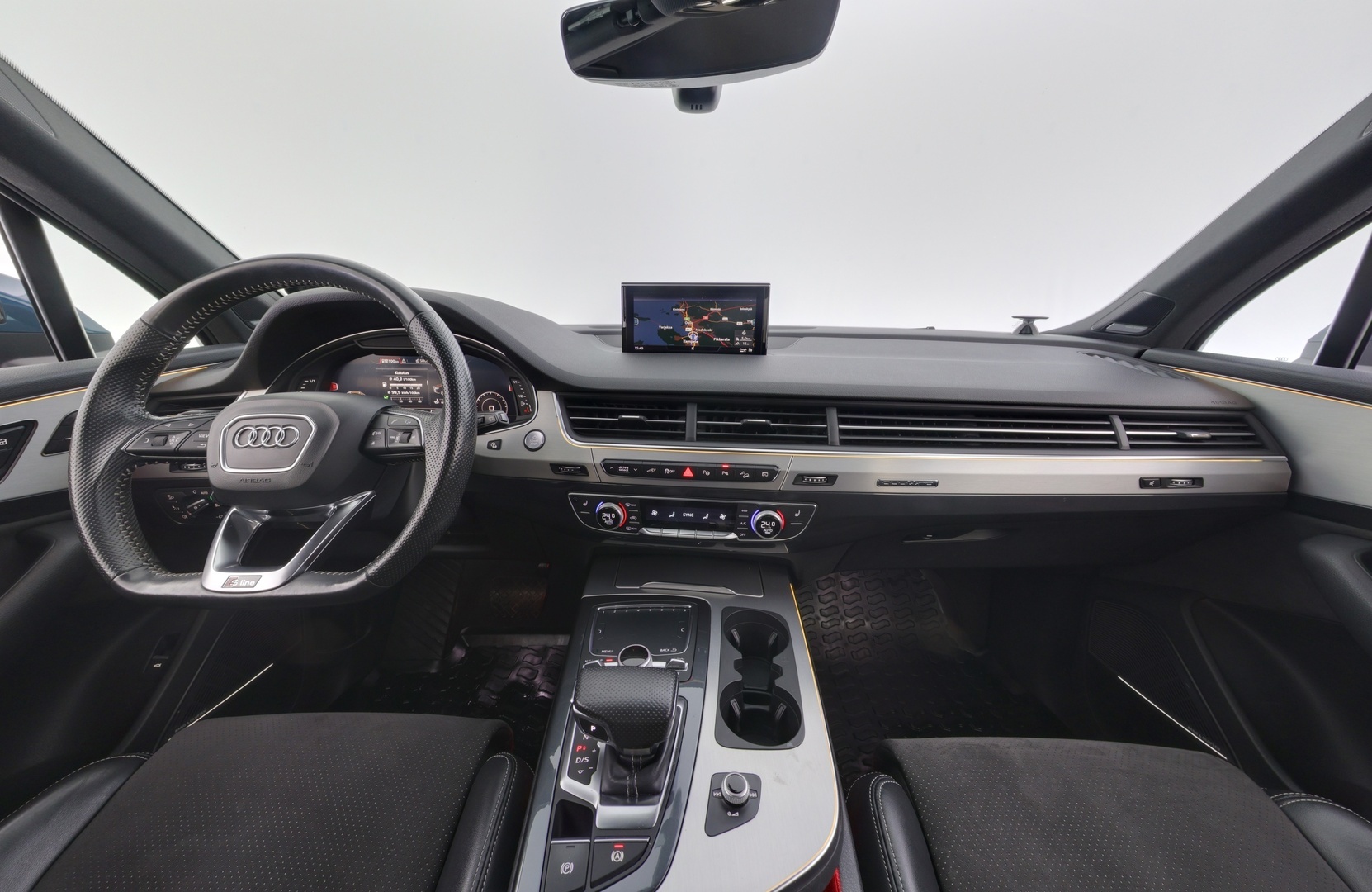 AUDI Q7 2018
