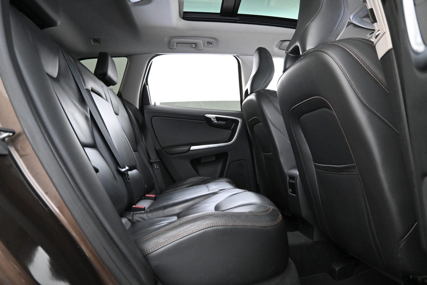 VOLVO XC60 2017