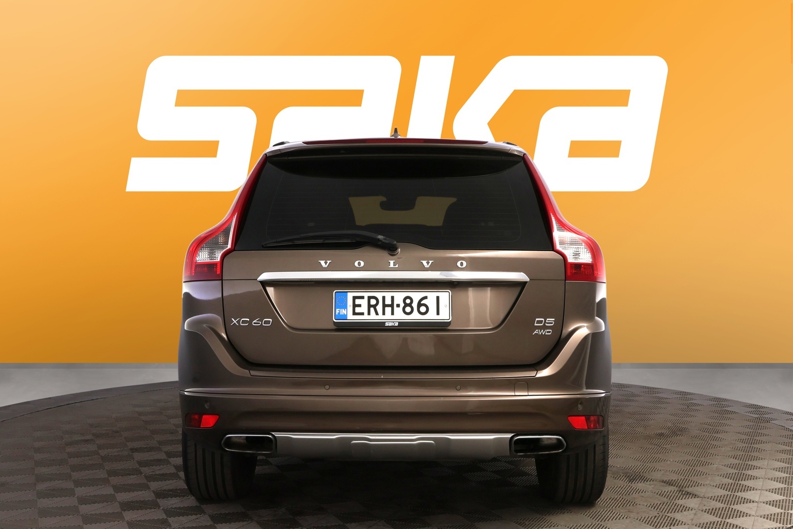 VOLVO XC60 2017