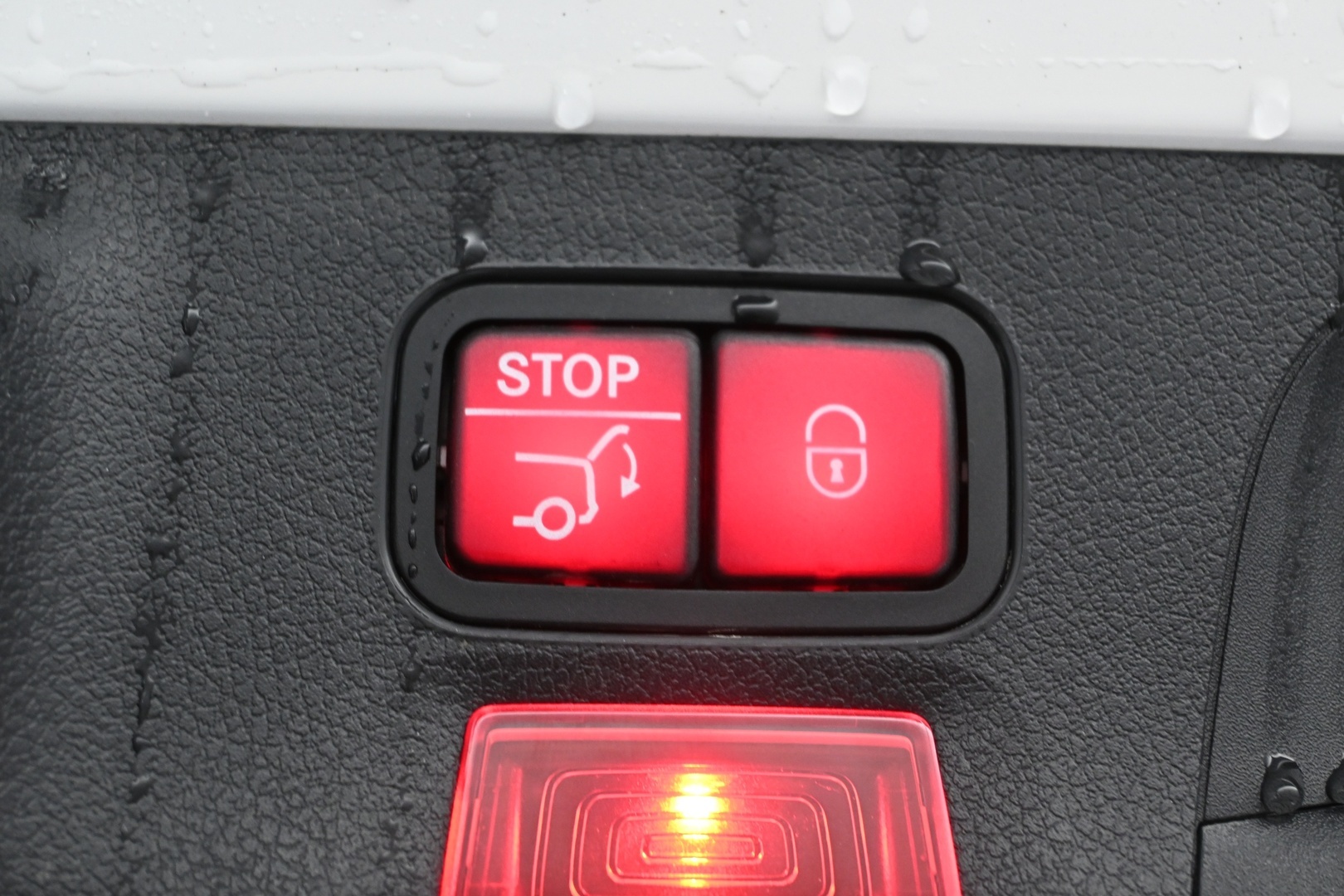 MERCEDES-BENZ CLA 2020