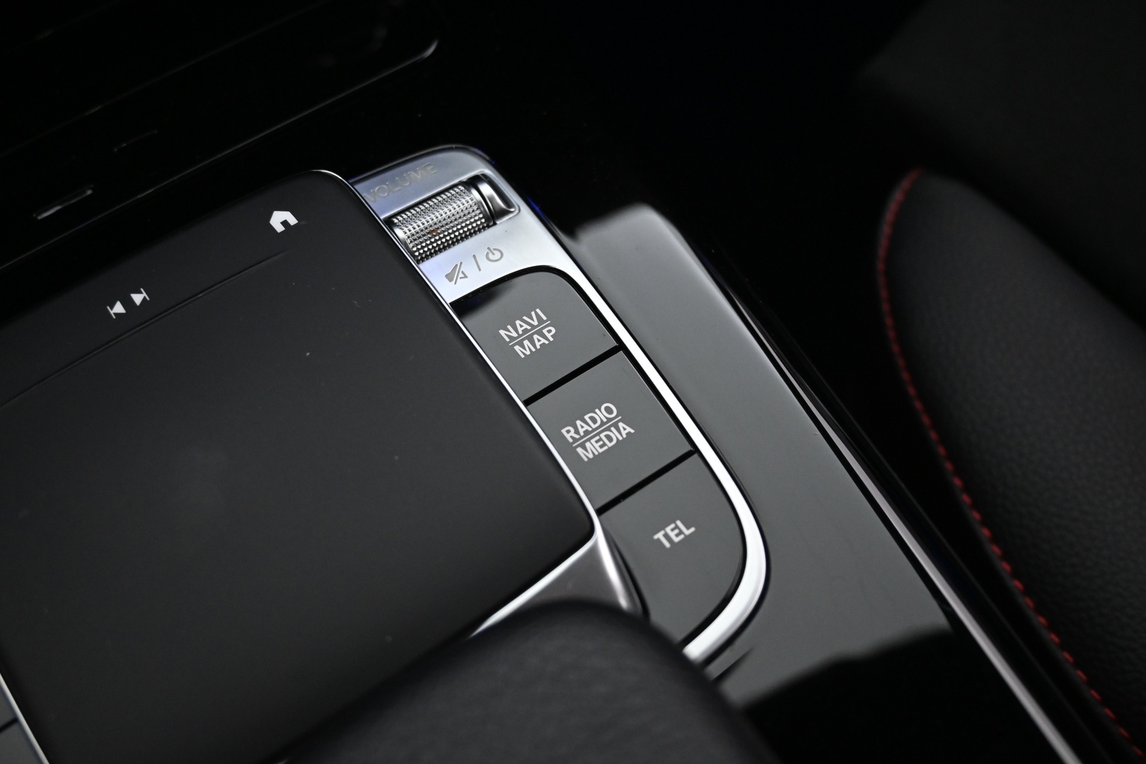 MERCEDES-BENZ CLA 2020