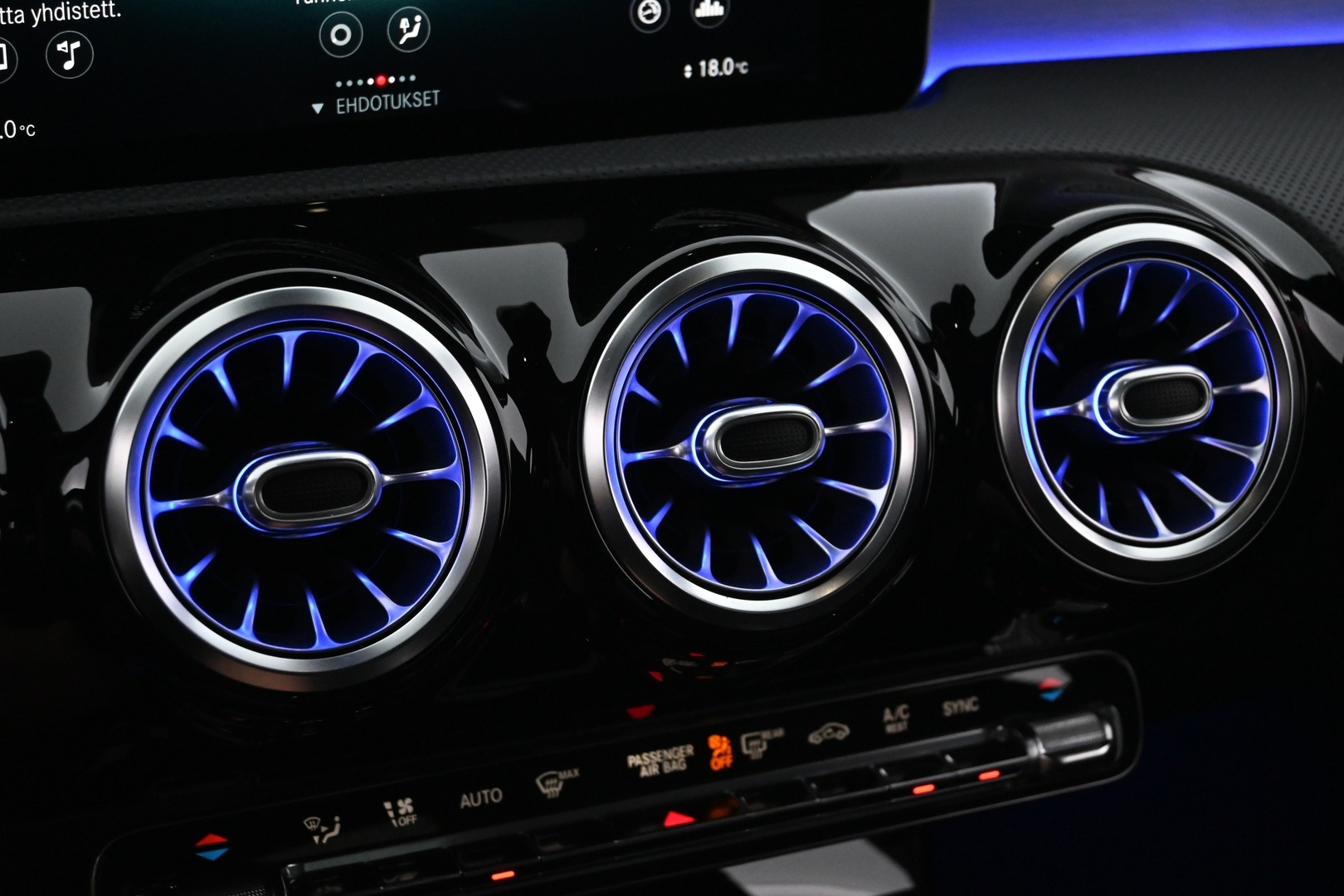 MERCEDES-BENZ CLA 2020