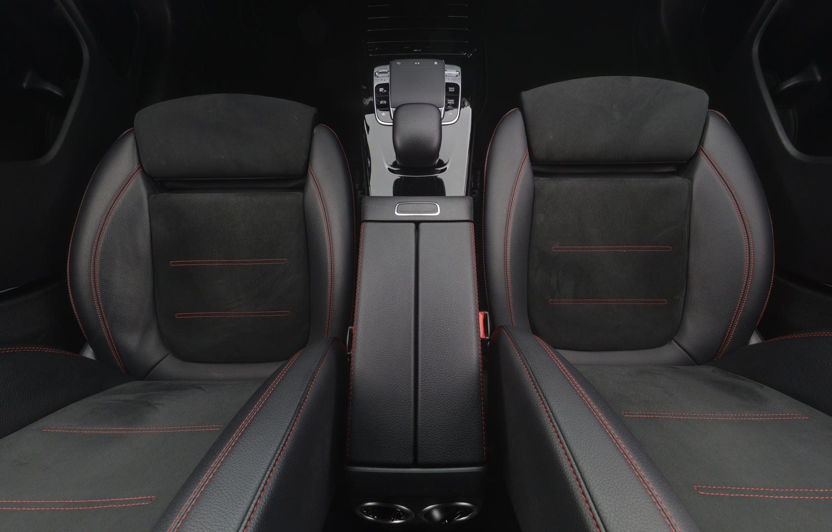 MERCEDES-BENZ CLA 2020