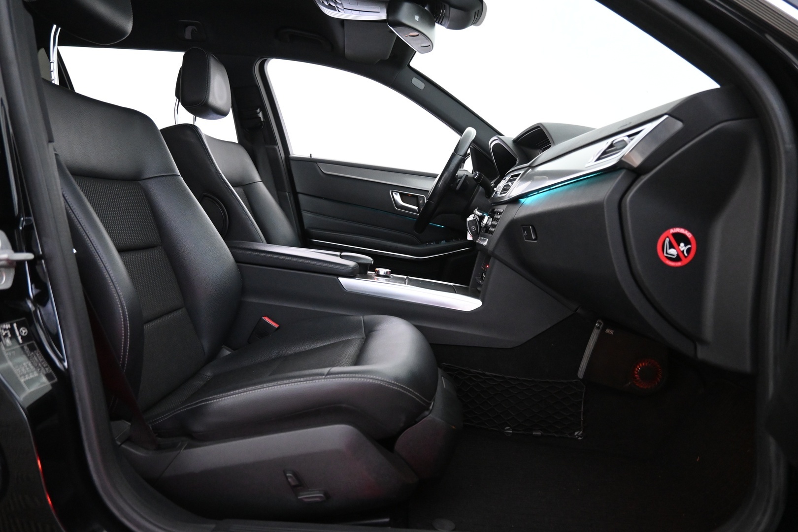 MERCEDES-BENZ E 2013