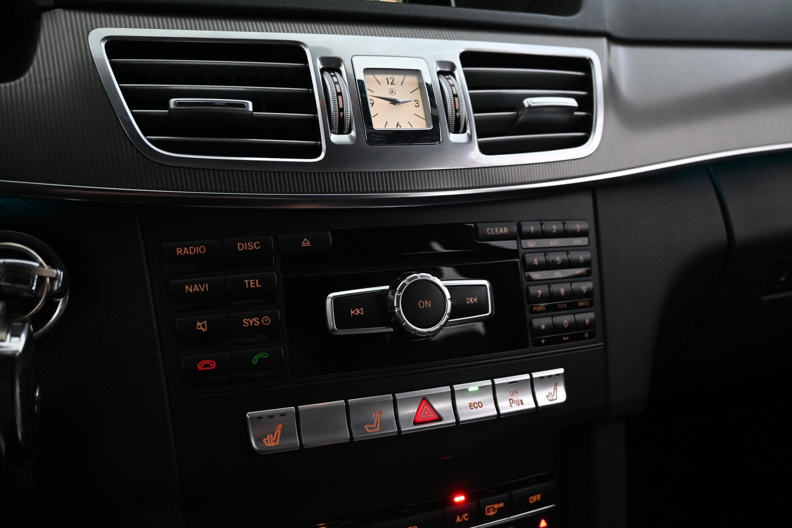 MERCEDES-BENZ E 2013