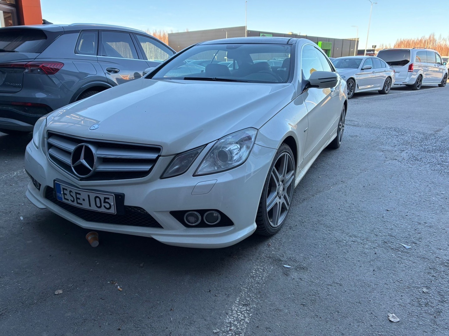 MERCEDES-BENZ E 2009