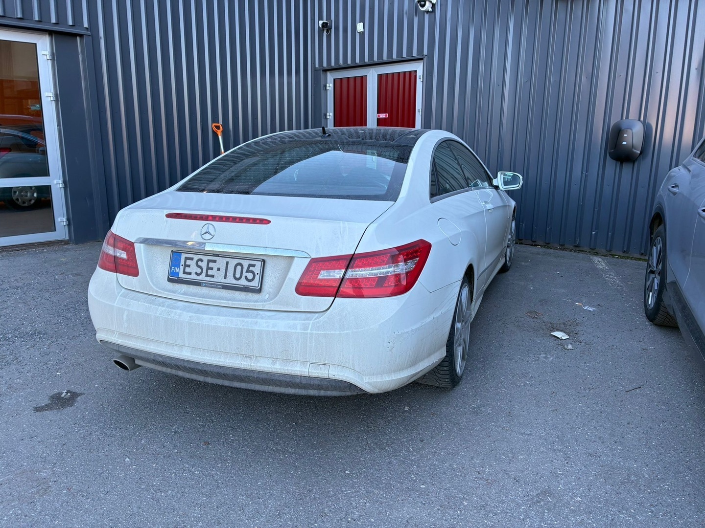MERCEDES-BENZ E 2009