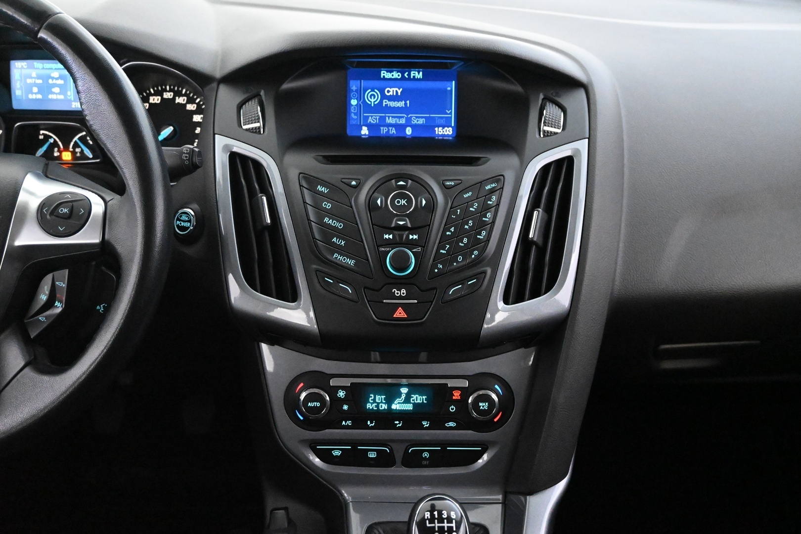 FORD Focus 2011