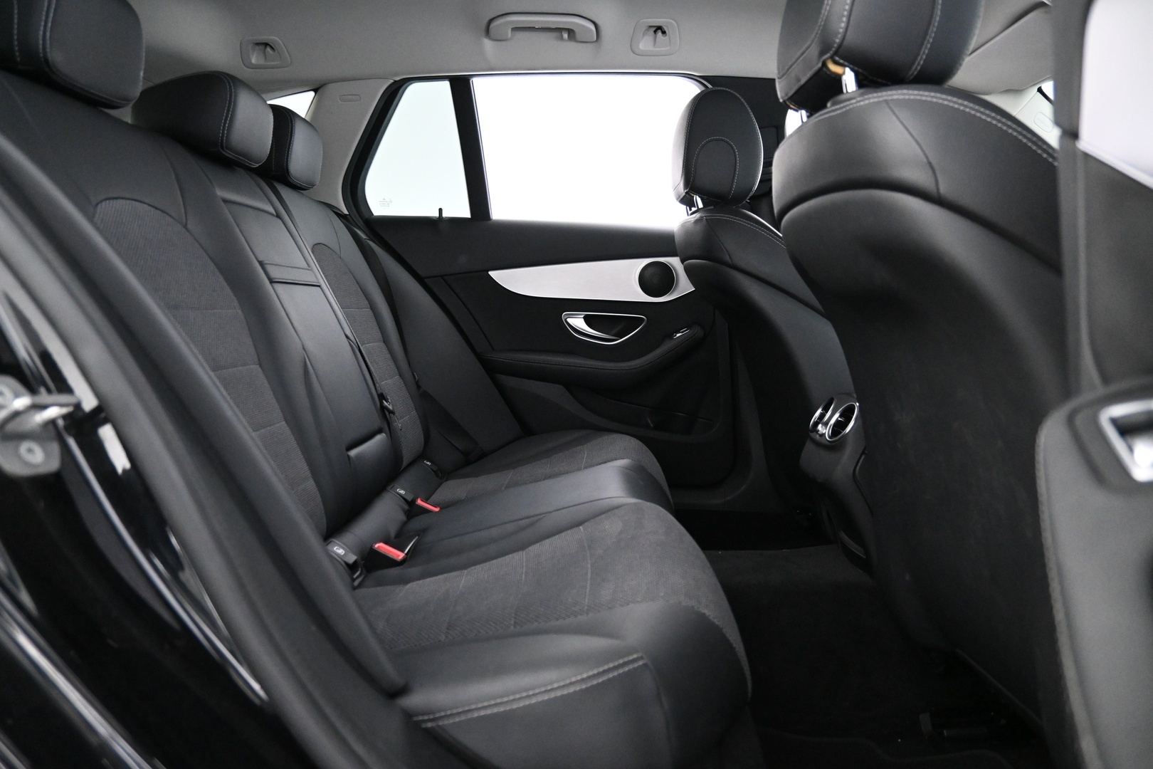 MERCEDES-BENZ C 2016