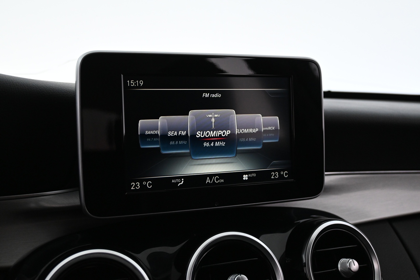 MERCEDES-BENZ C 2016