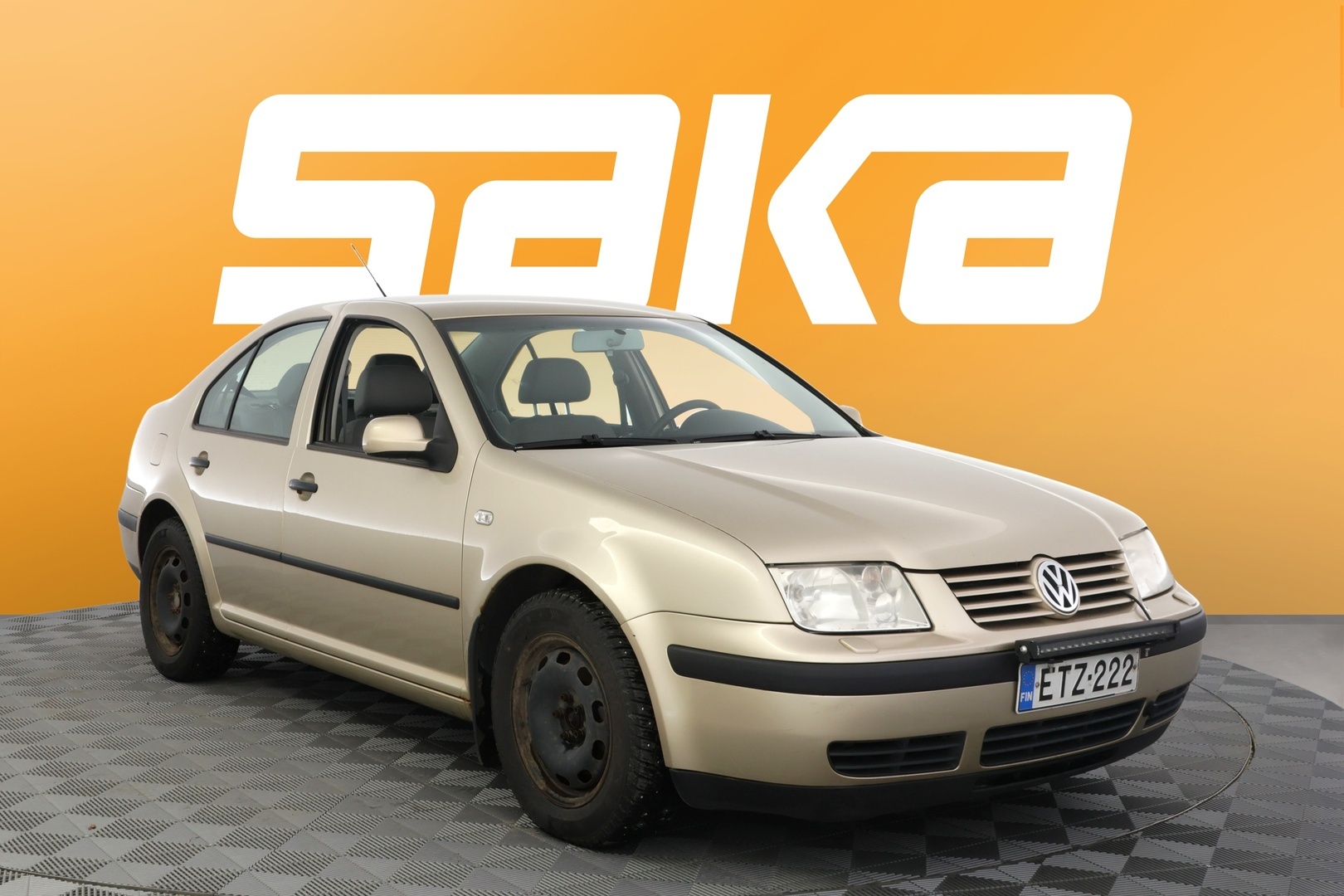 VOLKSWAGEN Bora 2004