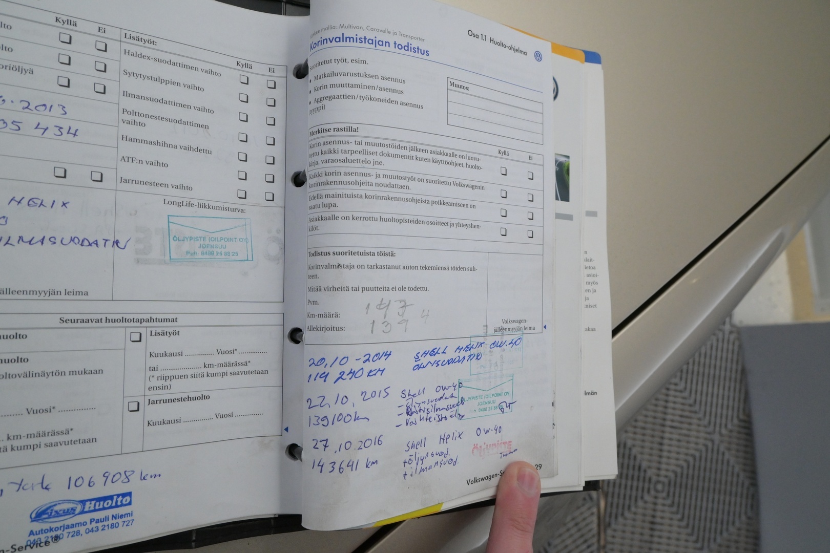 VOLKSWAGEN Bora 2004