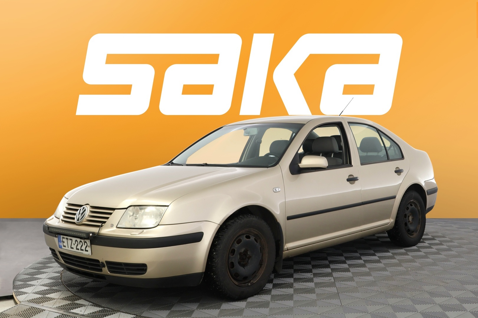 VOLKSWAGEN Bora 2004