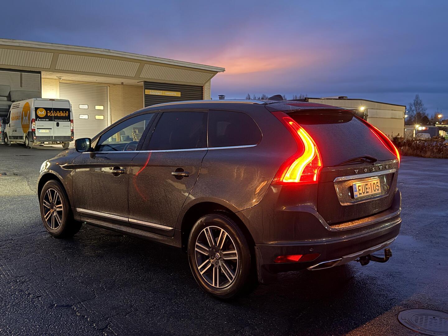 VOLVO XC60 2017