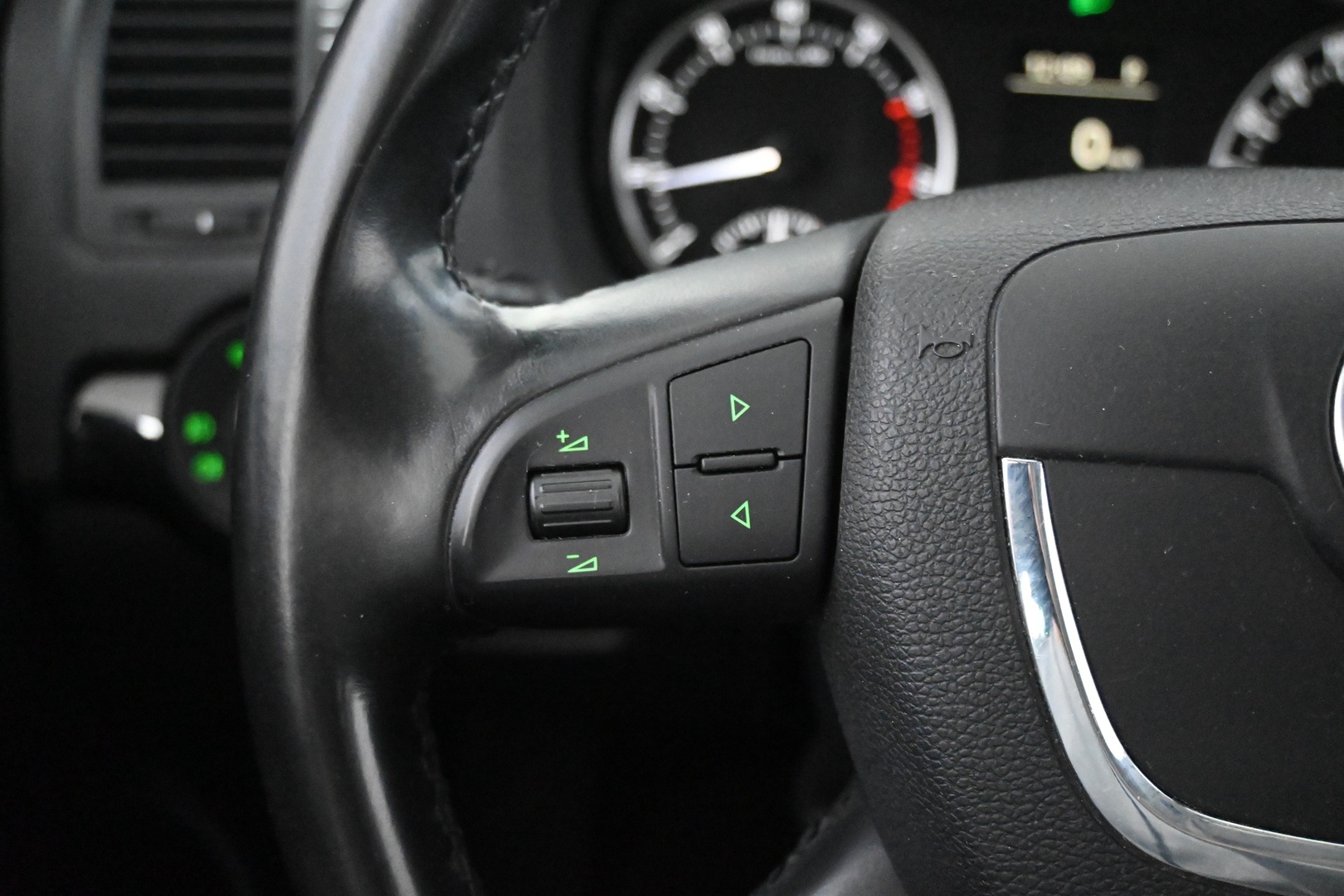 SKODA Octavia 2011