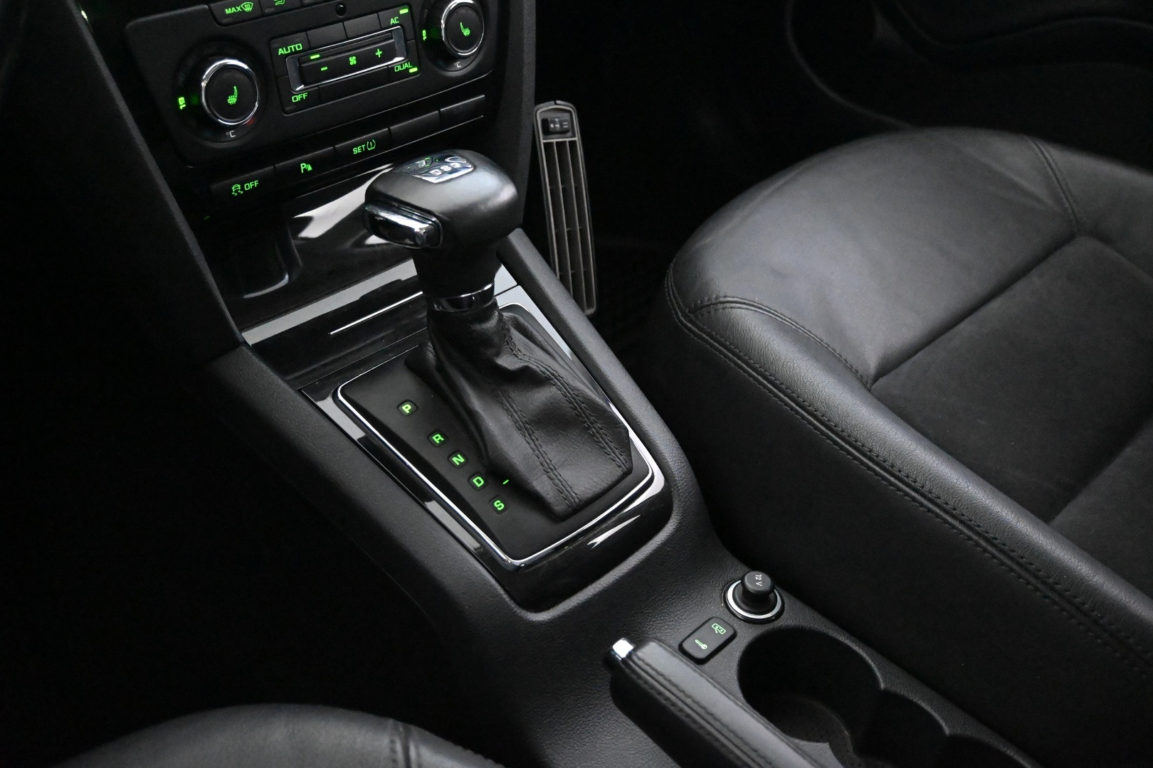 SKODA Octavia 2011
