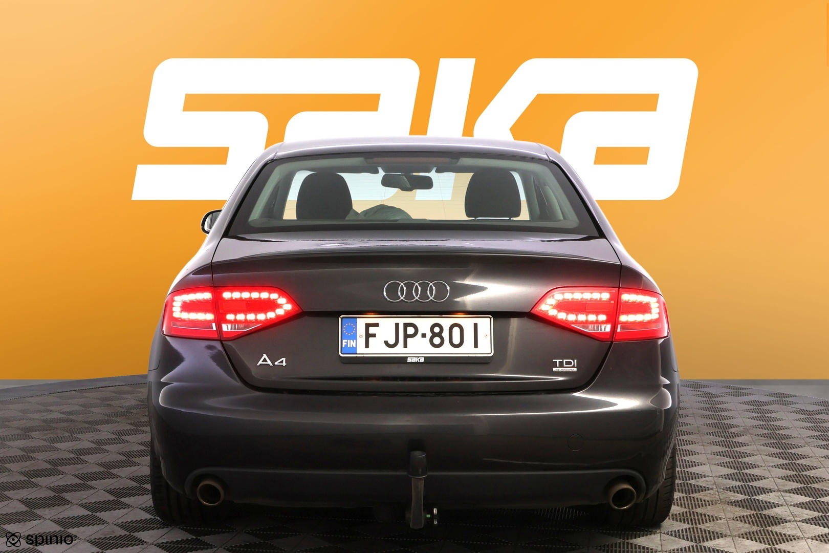 AUDI A4 2011