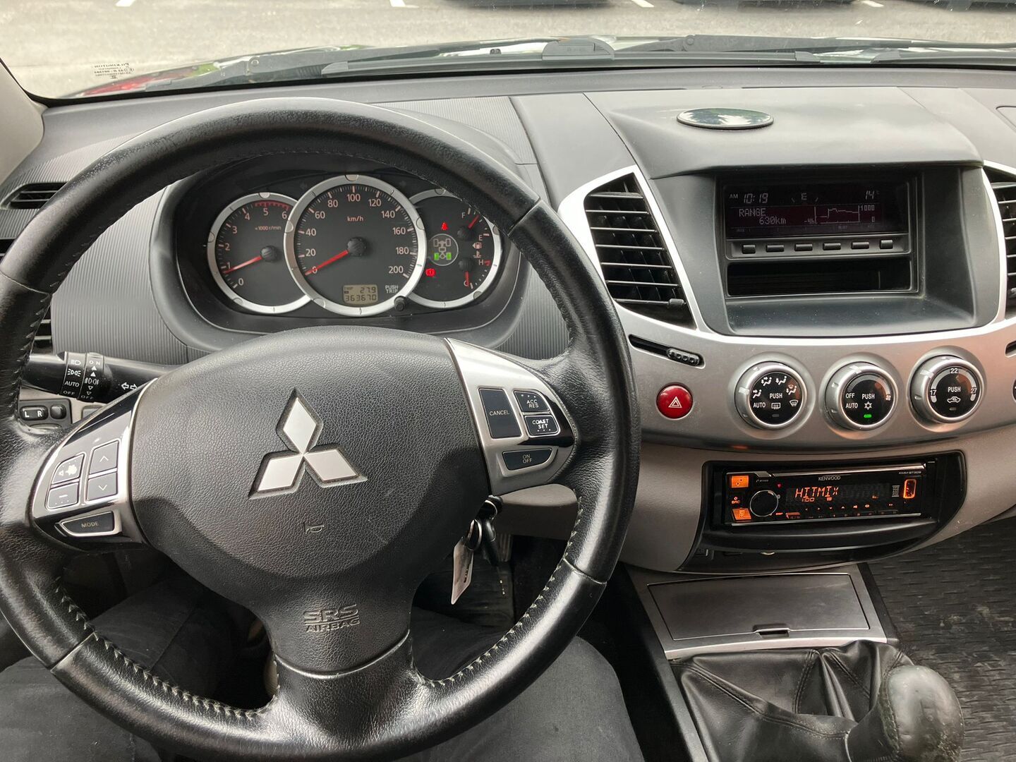 MITSUBISHI L200 2013