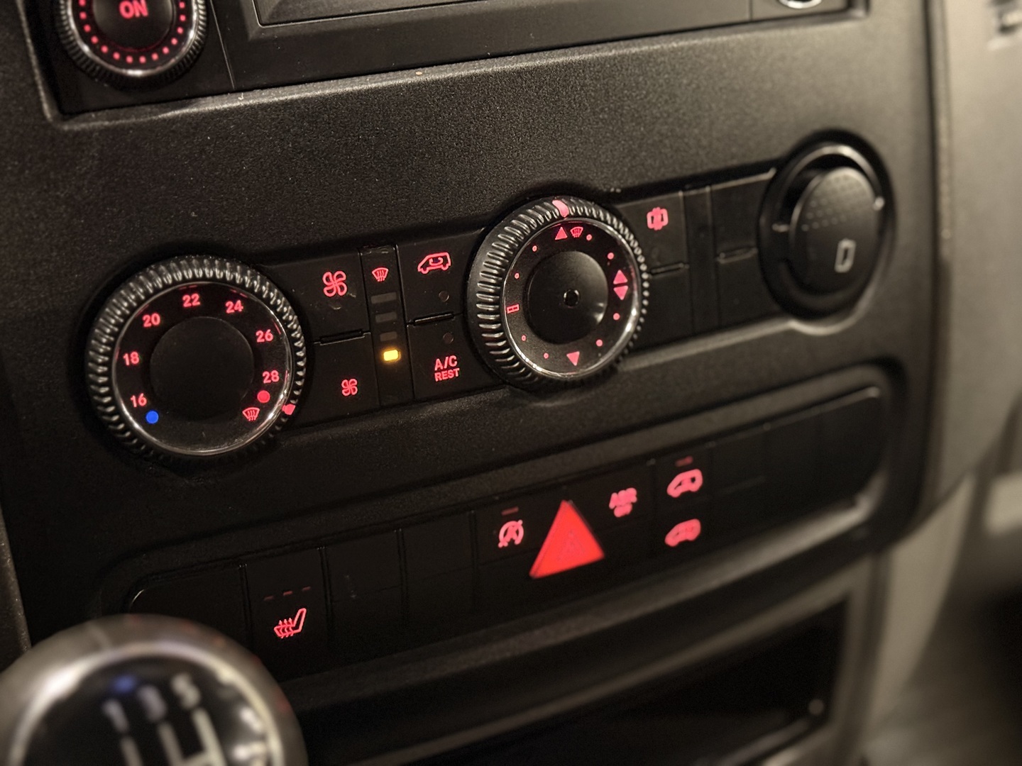 VOLKSWAGEN Crafter 2013