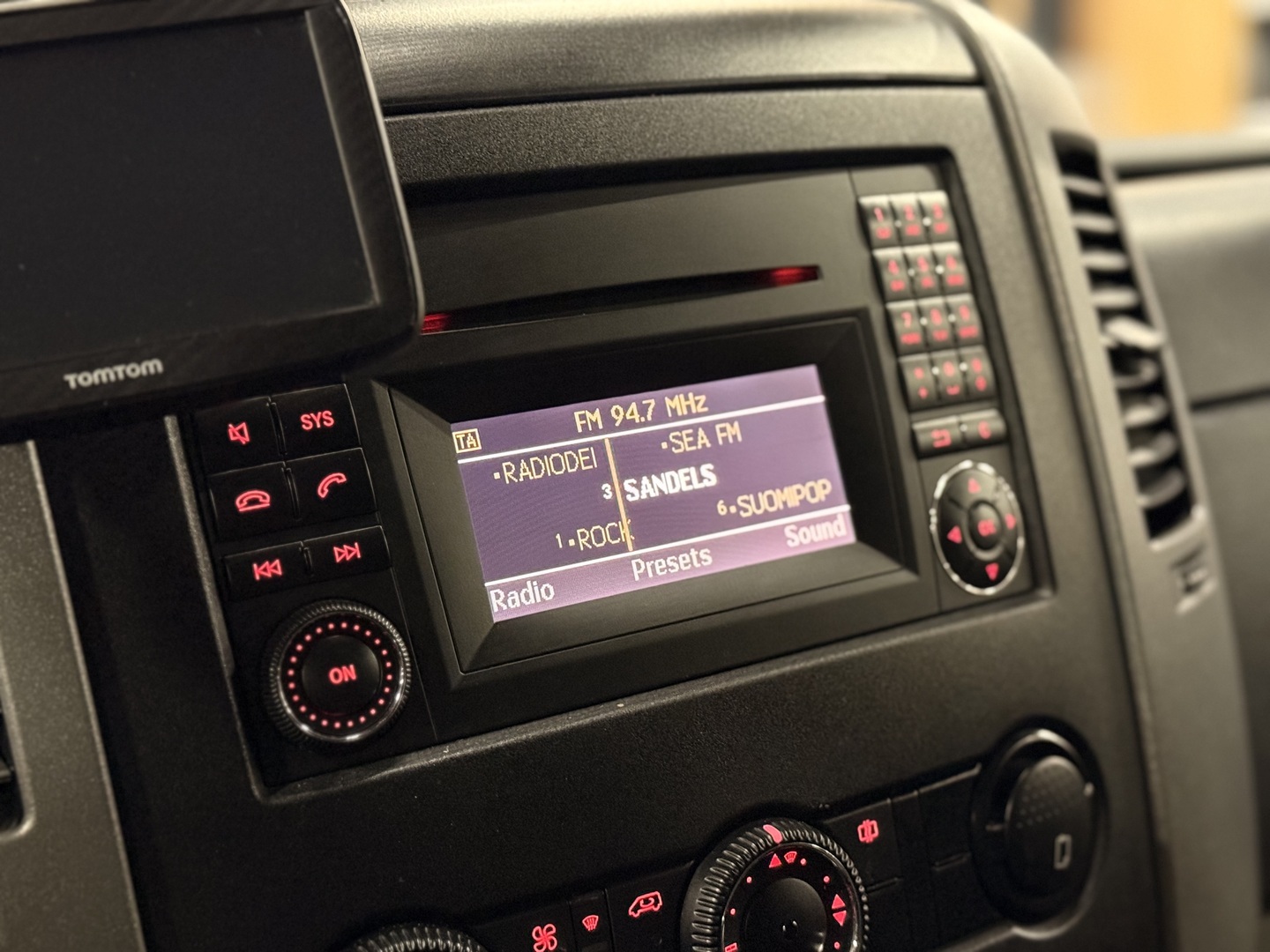 VOLKSWAGEN Crafter 2013