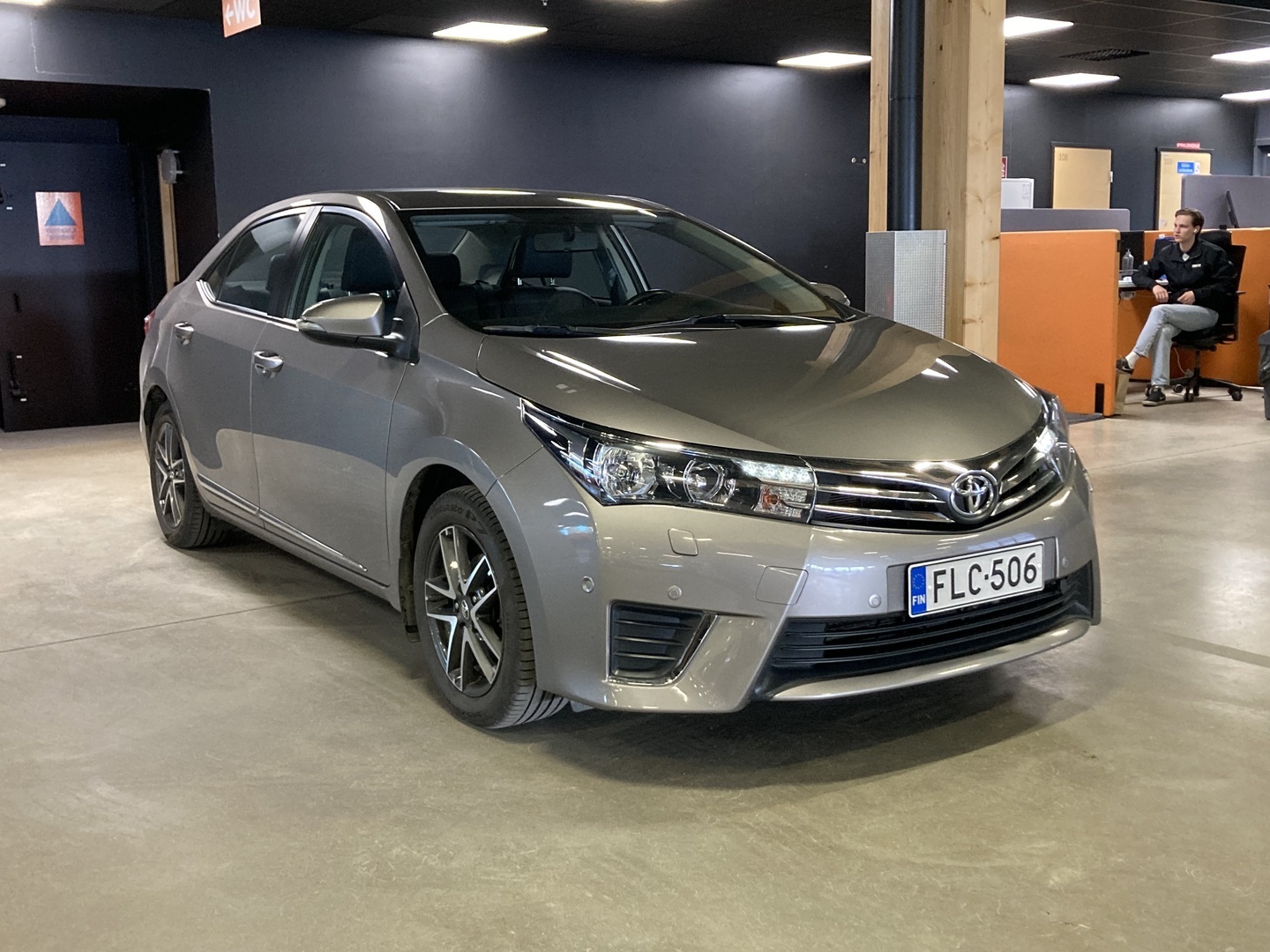 TOYOTA Corolla 2014