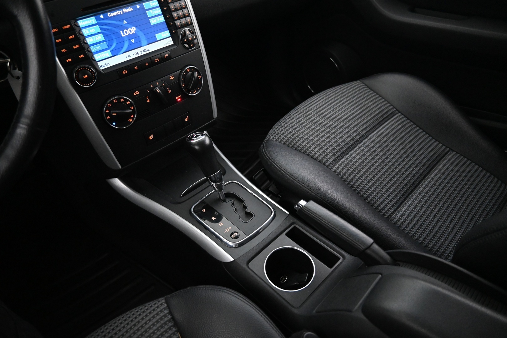 MERCEDES-BENZ A 2005