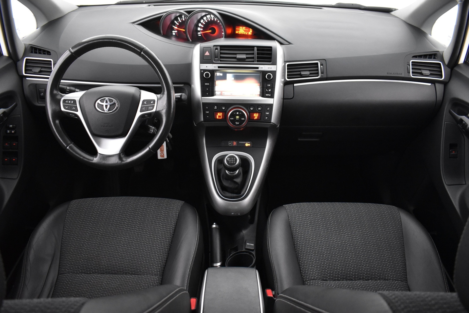 TOYOTA Verso 2015